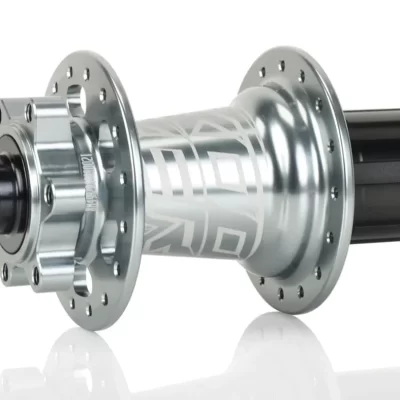 MAZA TRASERA KOOZER XM490 32H 10X135  TITANIUM