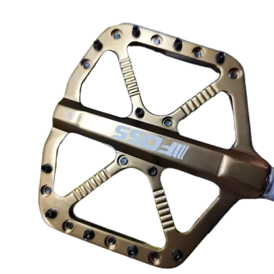 Pedales Foss aluminio con pines de acero para uso intenso